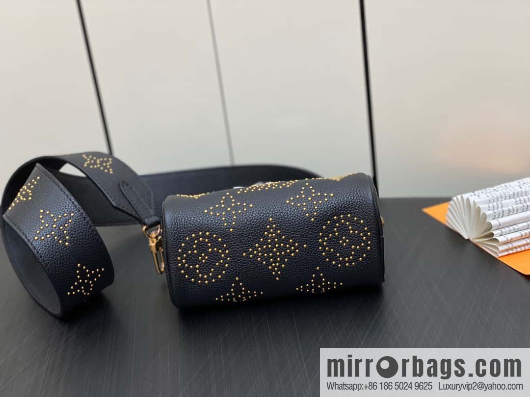 [Premium‑quality] M46745 black full leather willow nail pillow bag speedy series Nano Speedy handbag