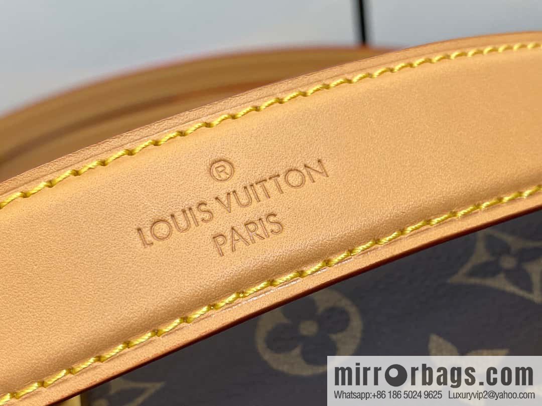 [Boutique‑grade] M46815 monogram mini soft box series side trunk mini handbag M46358 mini monogram