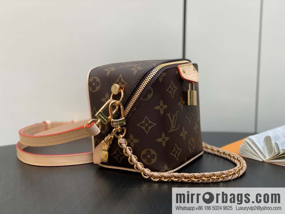 [Premium‑quality] M47096 monogram chain bag series JUST IN CASE handbag Just In Case handbag