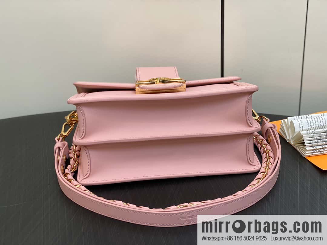 [Boutique‑grade] M23635 pink epi Daphne series DAUPHINE medium handbag M23635 this Dauphine medium handbag