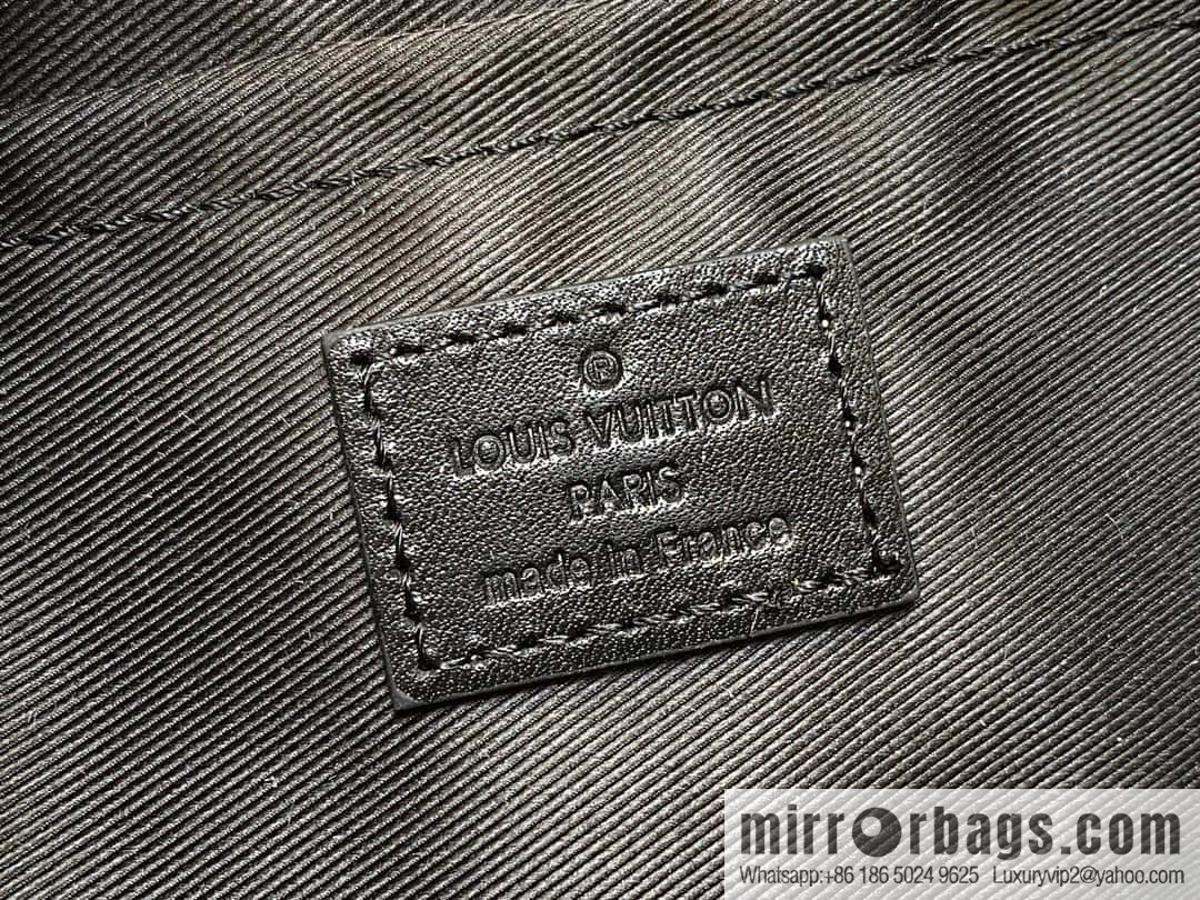 [Boutique‑grade] M23835 monogram men's bag moon bag series, new LV MOON CROSSBODY handbag in autumn and winter