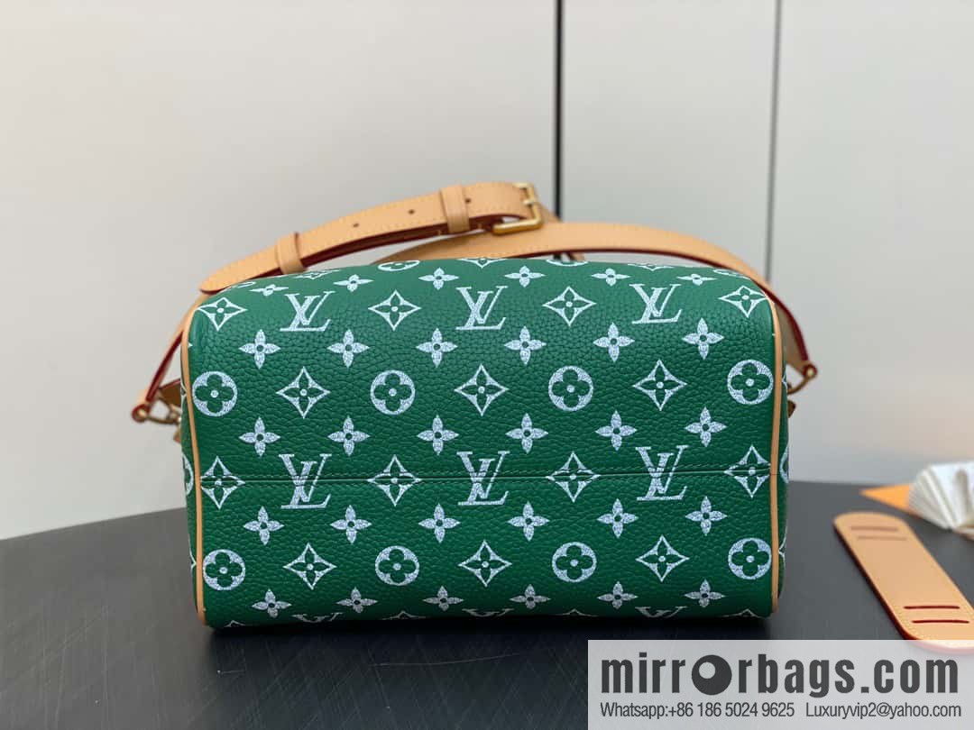[Boutique‑grade] M24423 green, full leather pillow bag speedy series SPEEDY P9 BANDOULIIZRE25 handbag