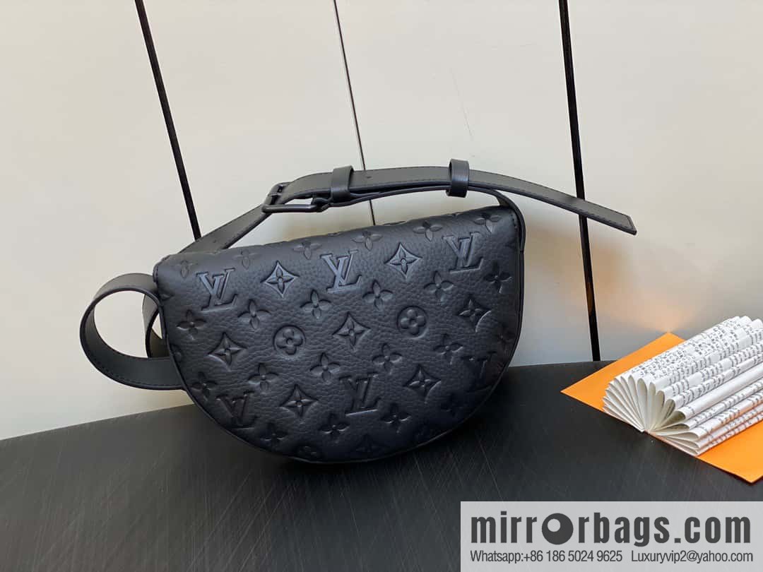 [Boutique‑grade] M23835 black full leather, men's bag moon bag series, new LV MOON CROSSBODY handbag in autumn and winter