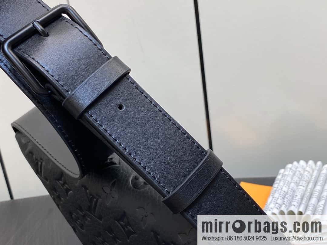 [Boutique‑grade] M23835 black full leather, men's bag moon bag series, new LV MOON CROSSBODY handbag in autumn and winter