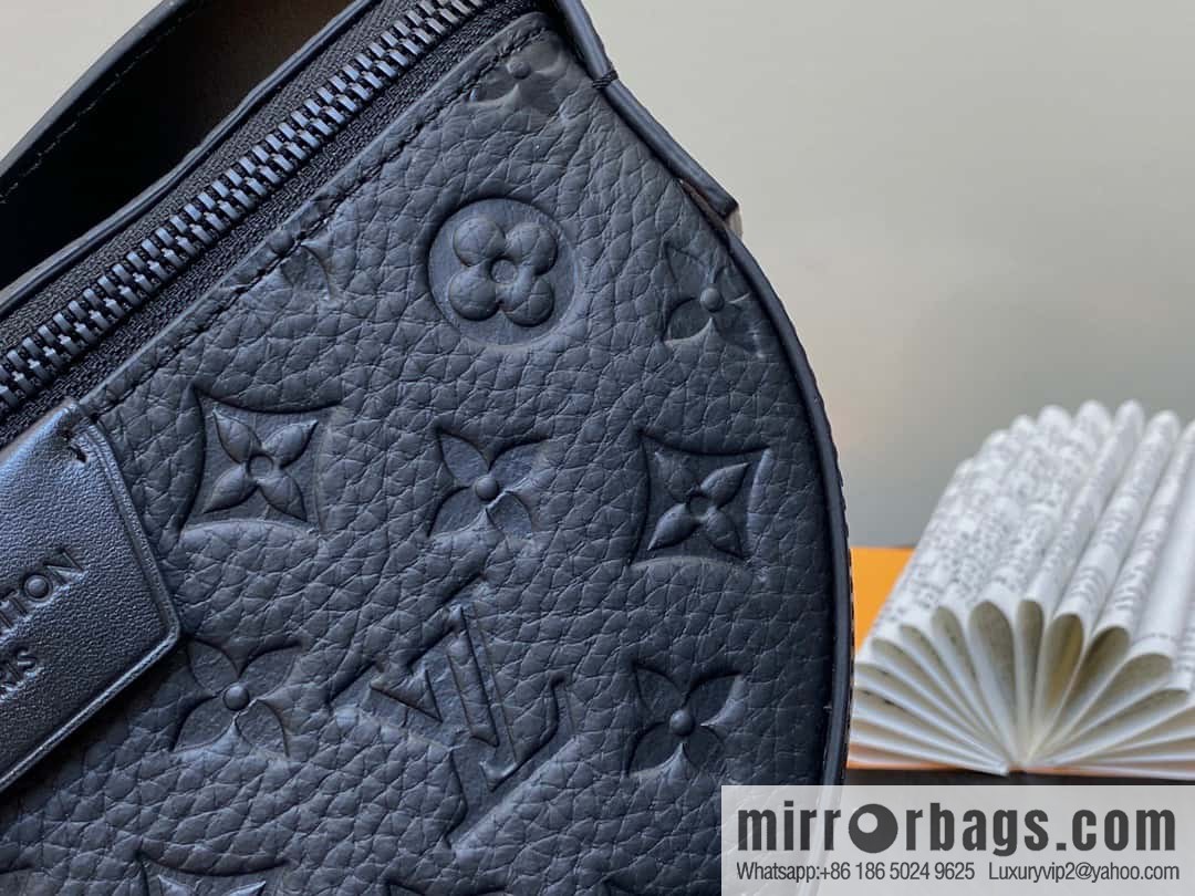 [Boutique‑grade] M23835 black full leather, men's bag moon bag series, new LV MOON CROSSBODY handbag in autumn and winter