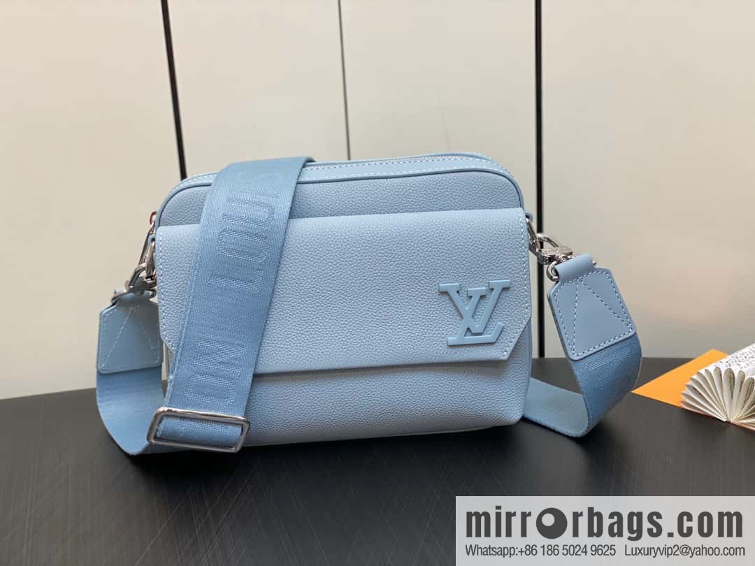 [Boutique‑grade] M23710 light blue, full leather men's bag messenger bag series, new FASTLINE messenger bag in autumn and winter