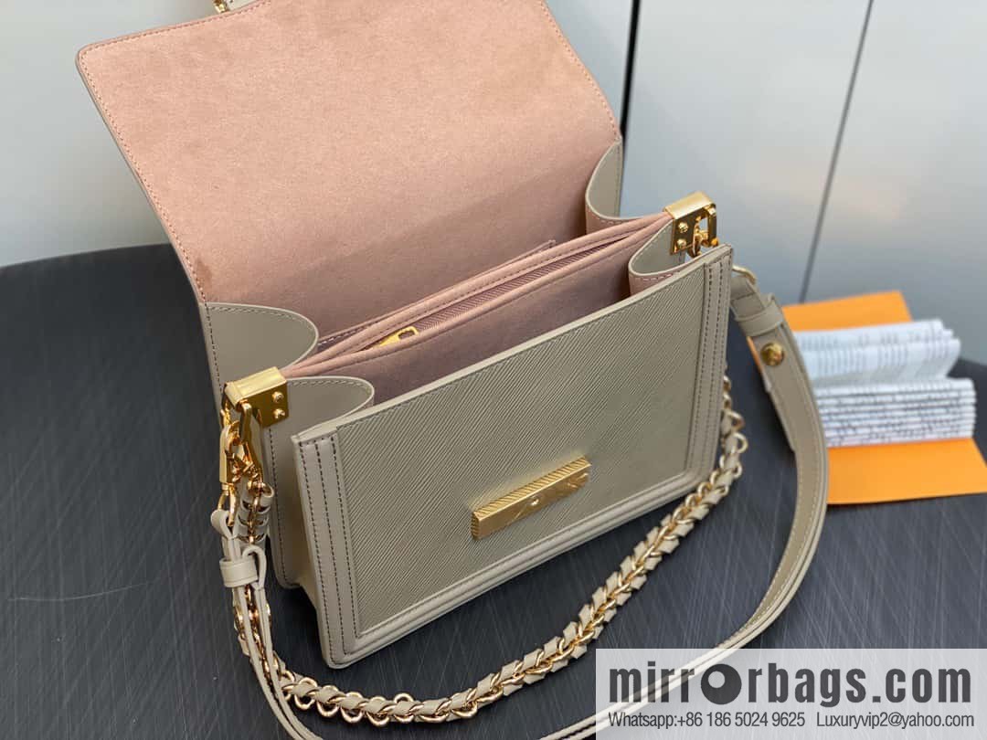 [Boutique‑grade] M23635 khaki epi Daphne series DAUPHINE medium handbag M23635 This Dauphine medium handbag