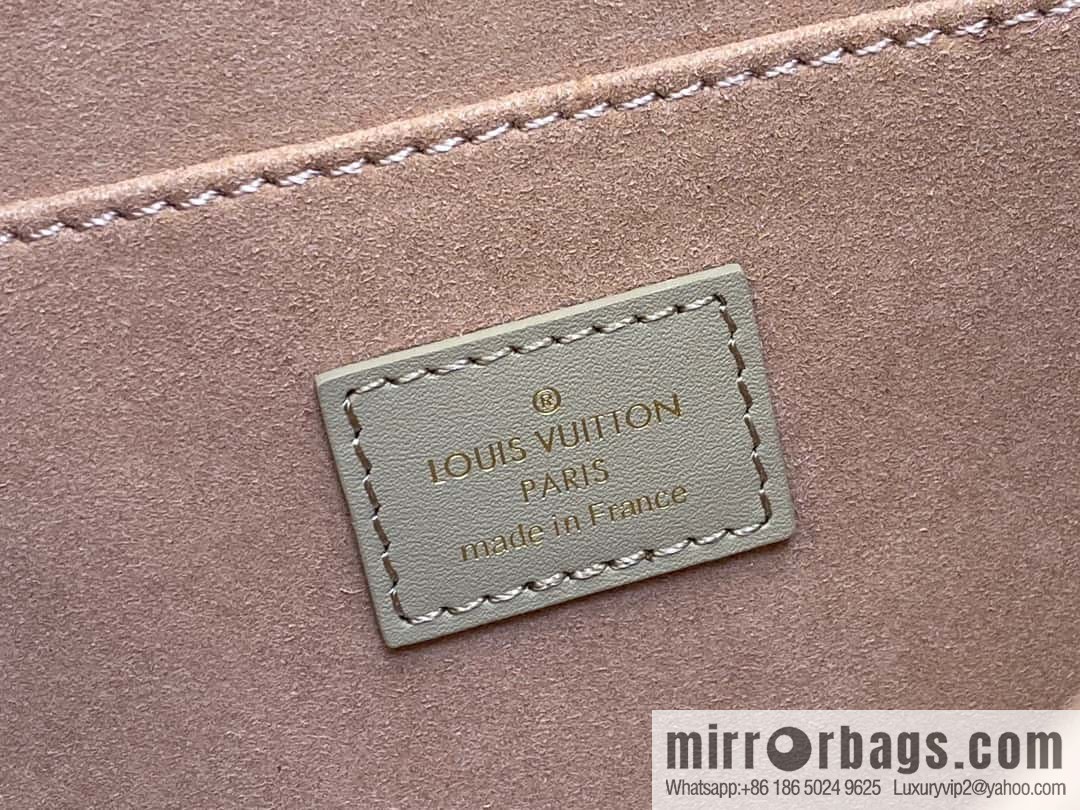[Boutique‑grade] M23635 khaki epi Daphne series DAUPHINE medium handbag M23635 This Dauphine medium handbag