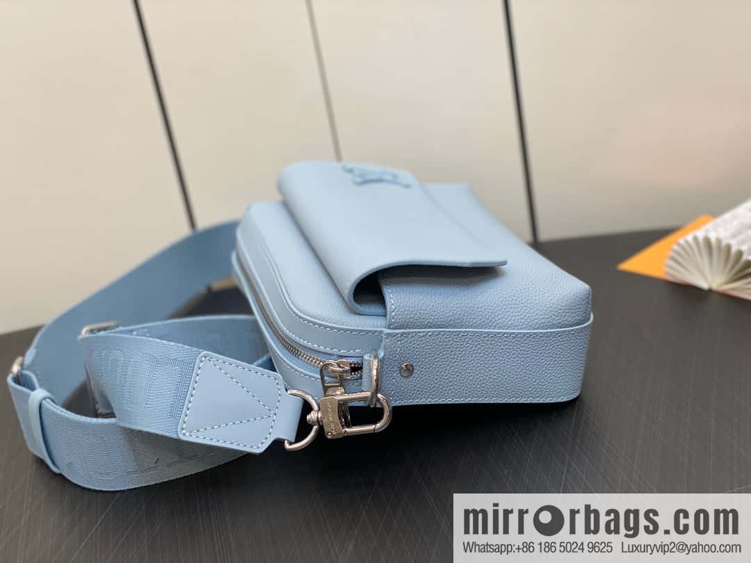 [Boutique‑grade] M23710 light blue, full leather men's bag messenger bag series, new FASTLINE messenger bag in autumn and winter