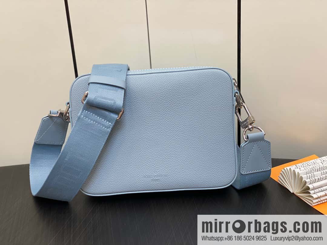 [Boutique‑grade] M23710 light blue, full leather men's bag messenger bag series, new FASTLINE messenger bag in autumn and winter