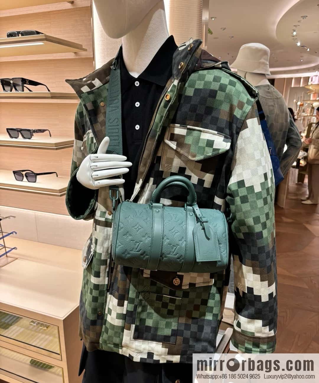 [Premium‑quality] M24432 dark green, full leather embossed pillow bag speedy series KEEPALL BANDOULIZRE 25 travel bag