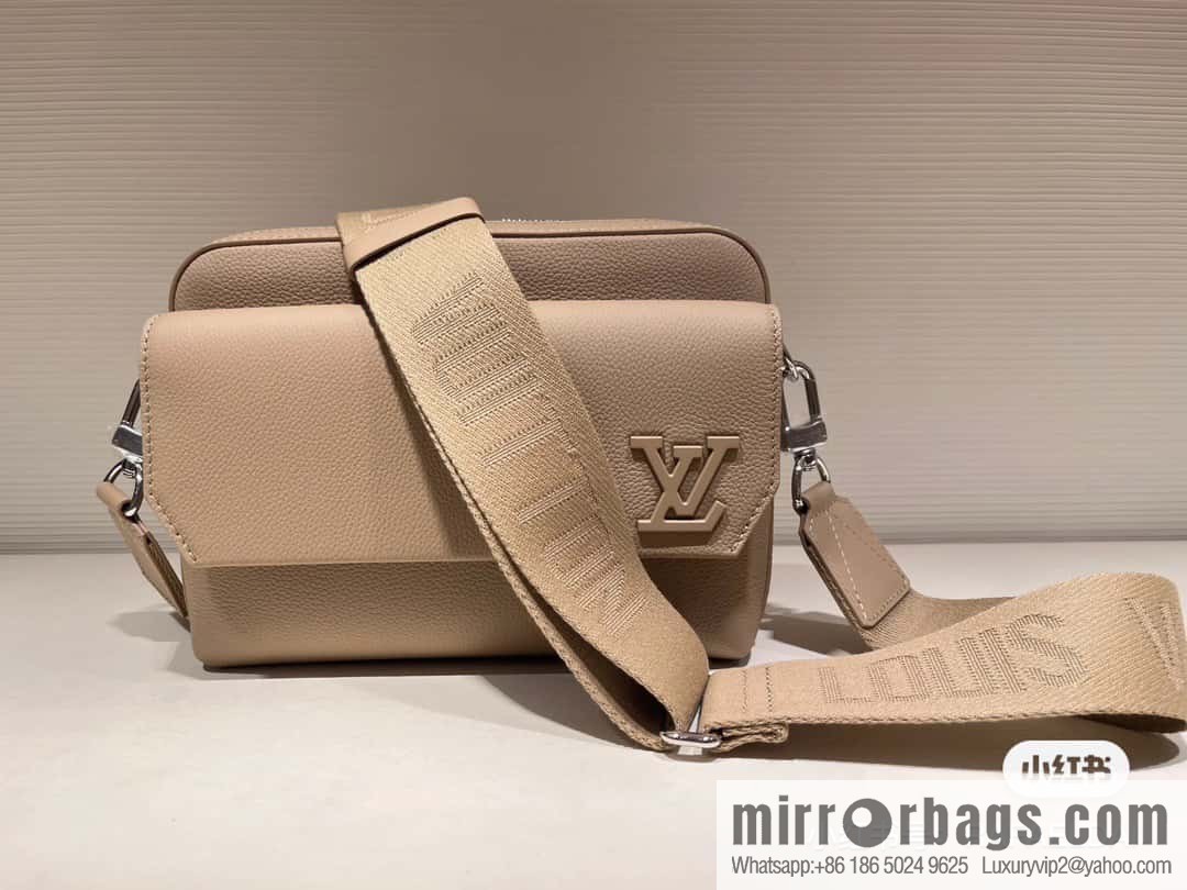 [Boutique‑grade] M23710 apricot, full leather men's bag messenger bag series, new FASTLINE messenger bag in autumn and winter