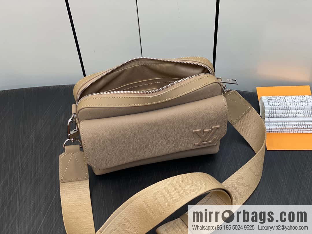 [Boutique‑grade] M23710 apricot, full leather men's bag messenger bag series, new FASTLINE messenger bag in autumn and winter