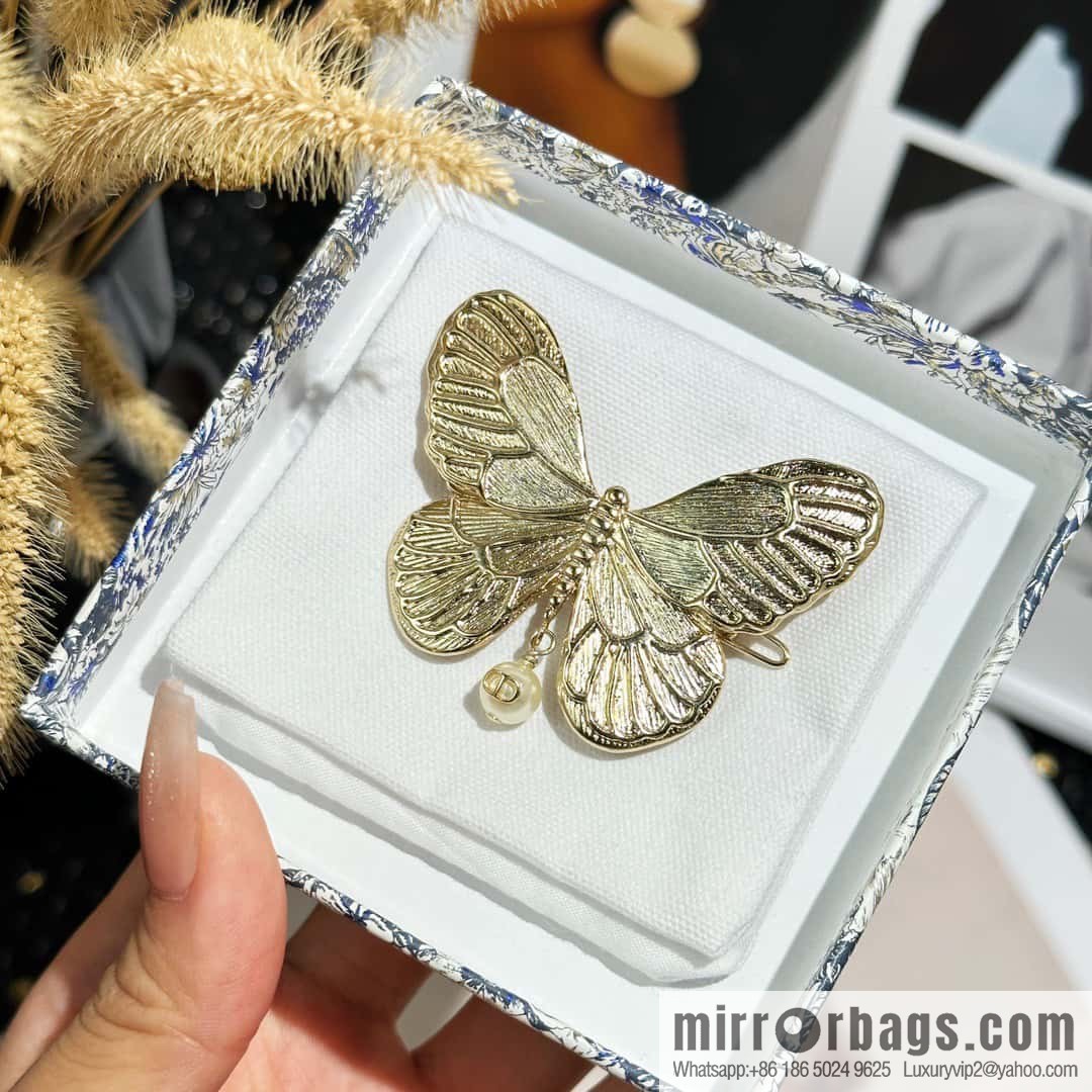 New ☑️ DIOR DIOR MÉTAMORPHOSE butterfly hairpin