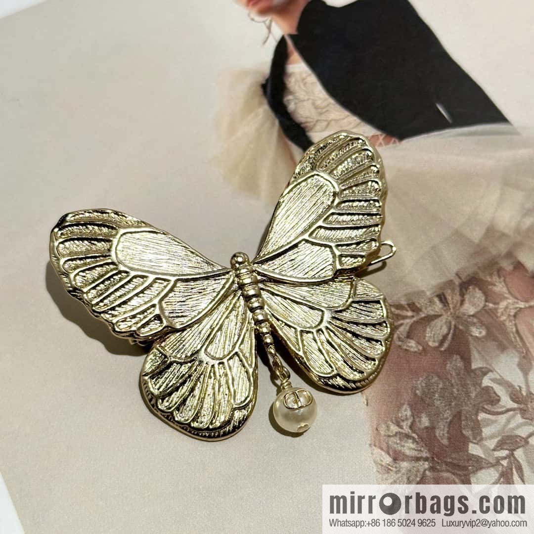 New ☑️ DIOR DIOR MÉTAMORPHOSE butterfly hairpin
