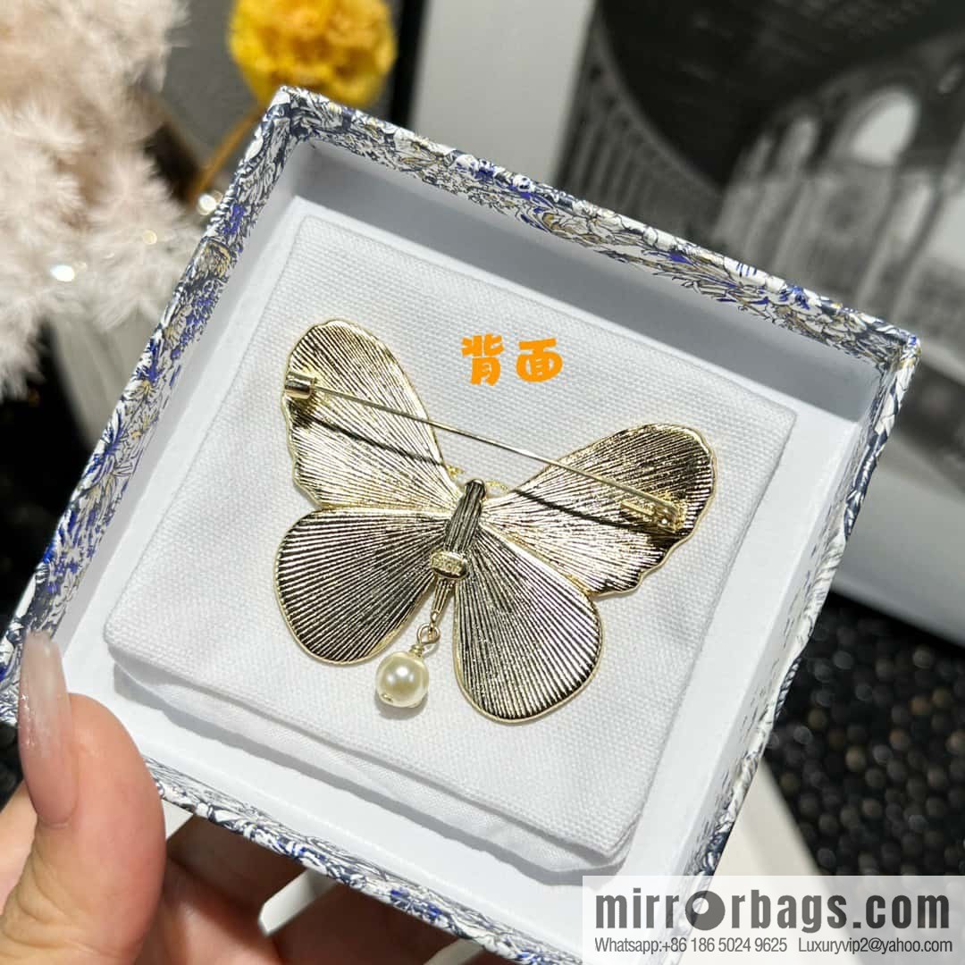 New ☑️ DIOR DIOR MÉTAMORPHOSE Butterfly Brooch