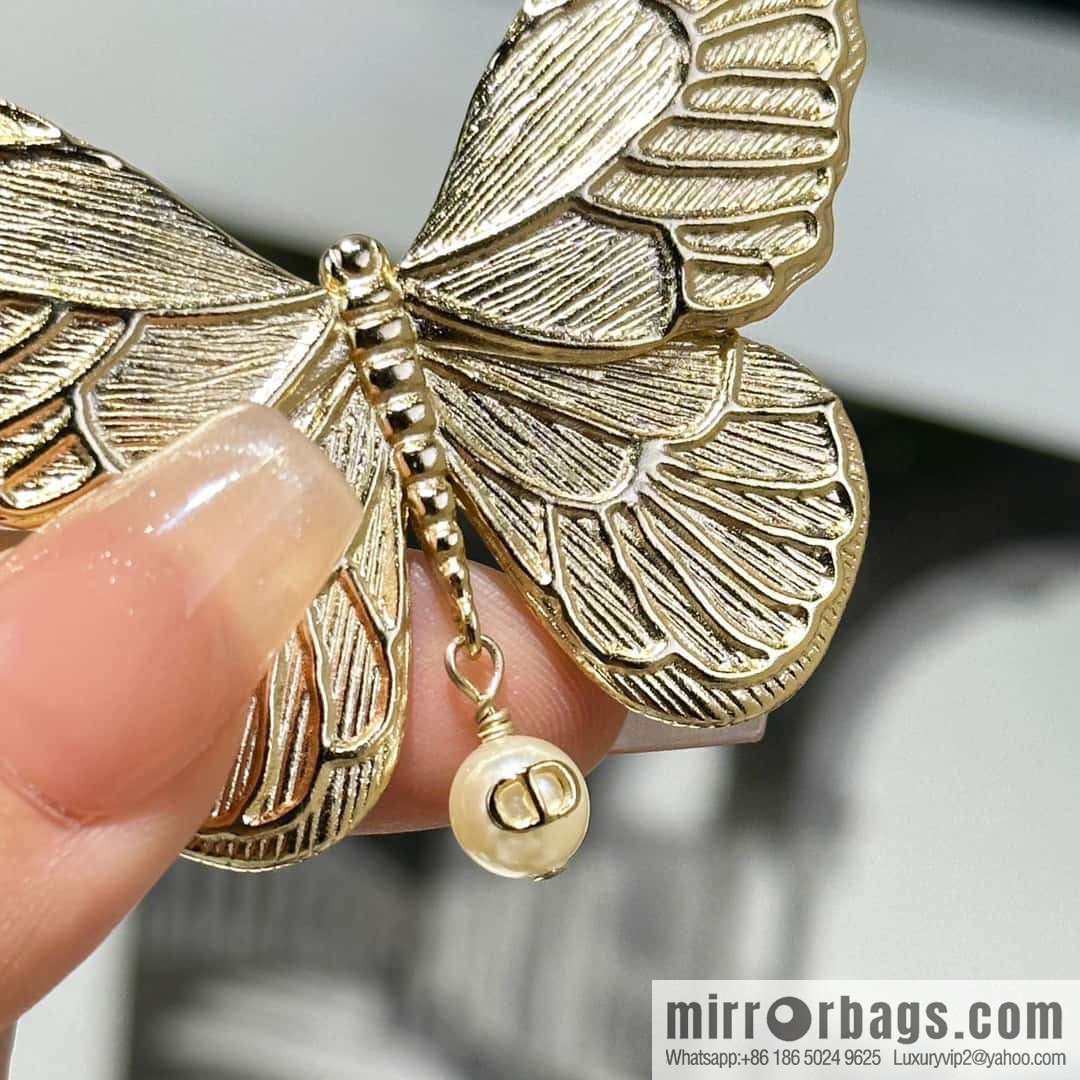 New ☑️ DIOR DIOR MÉTAMORPHOSE Butterfly Brooch
