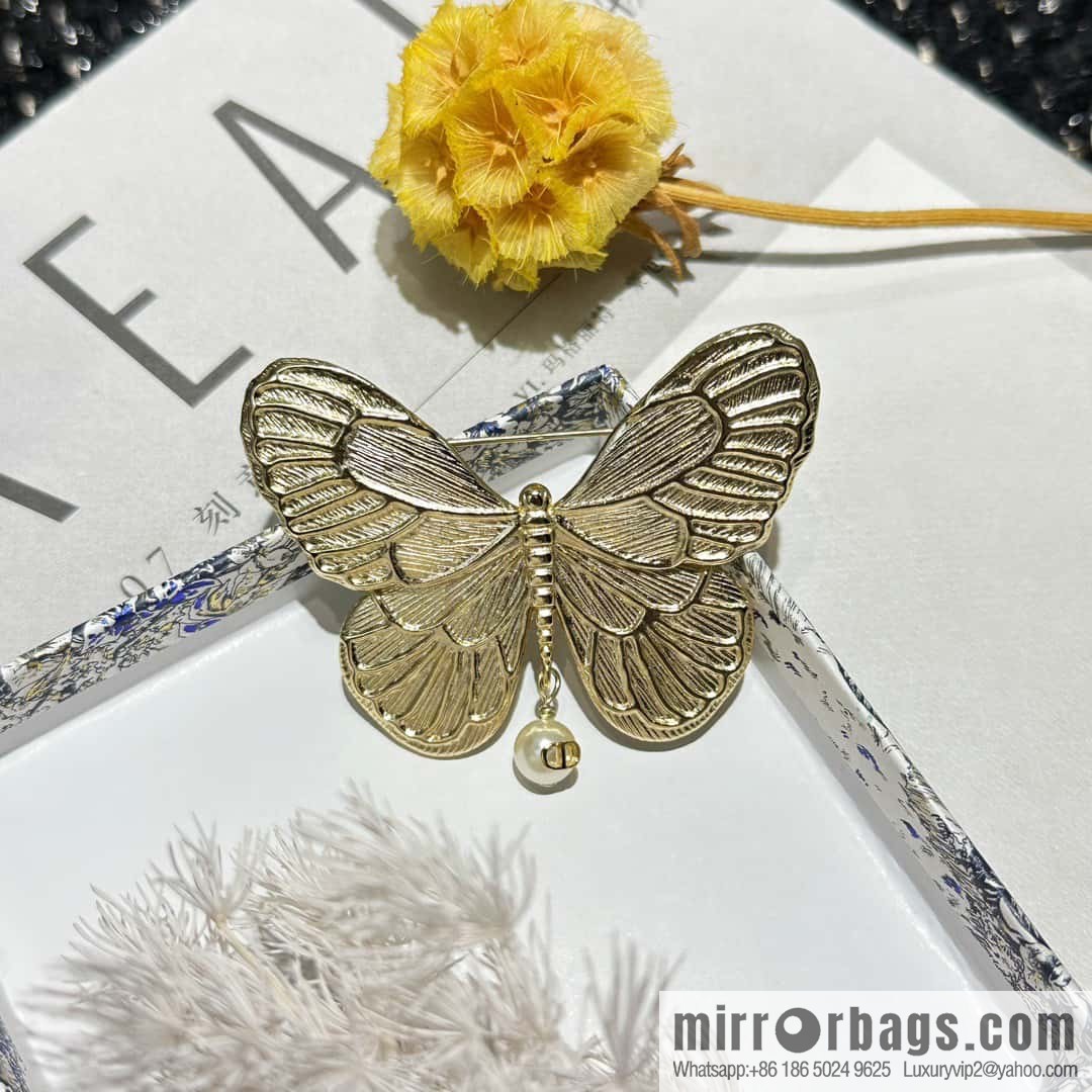 New ☑️ DIOR DIOR MÉTAMORPHOSE Butterfly Brooch