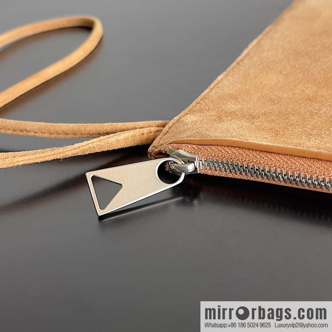 38Cm small four grid B home 2023 early spring new Arco Tote clutch bag model; 729244 Intreccio woven leather (fabric) tote handbag