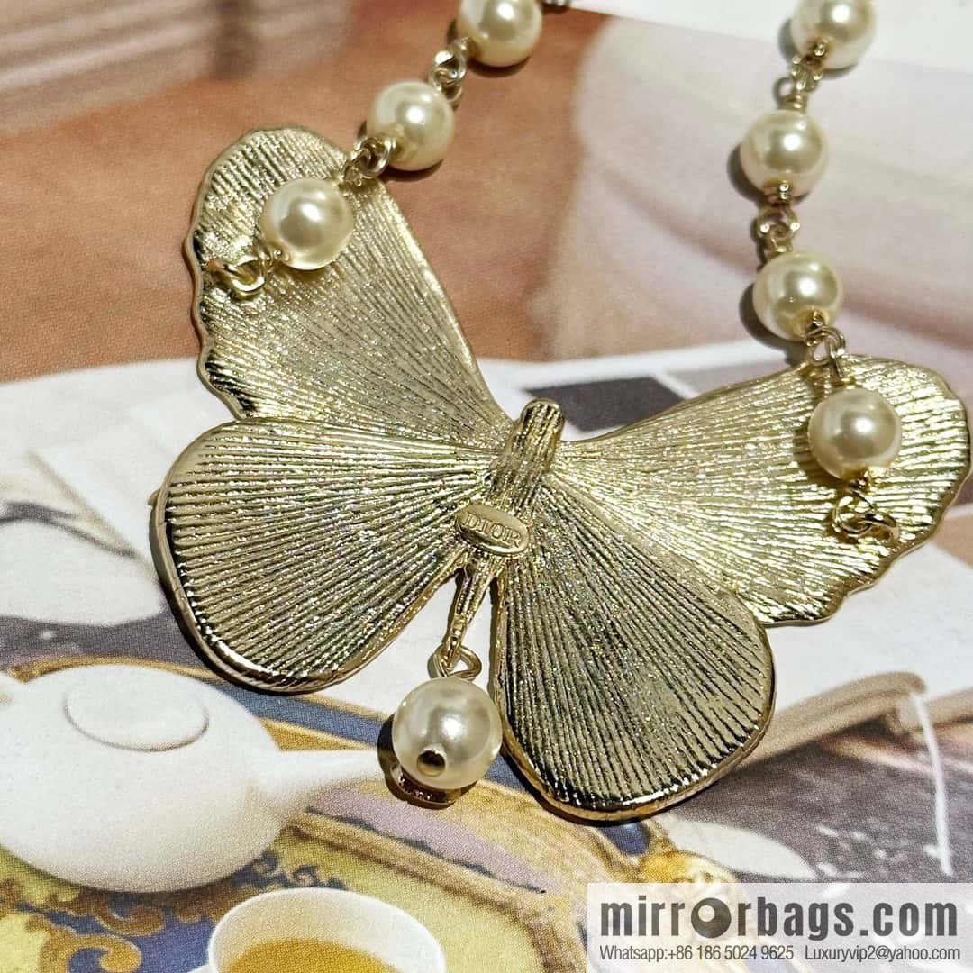 New ☑️ Dior Golden Butterfly Pearl CD Necklace