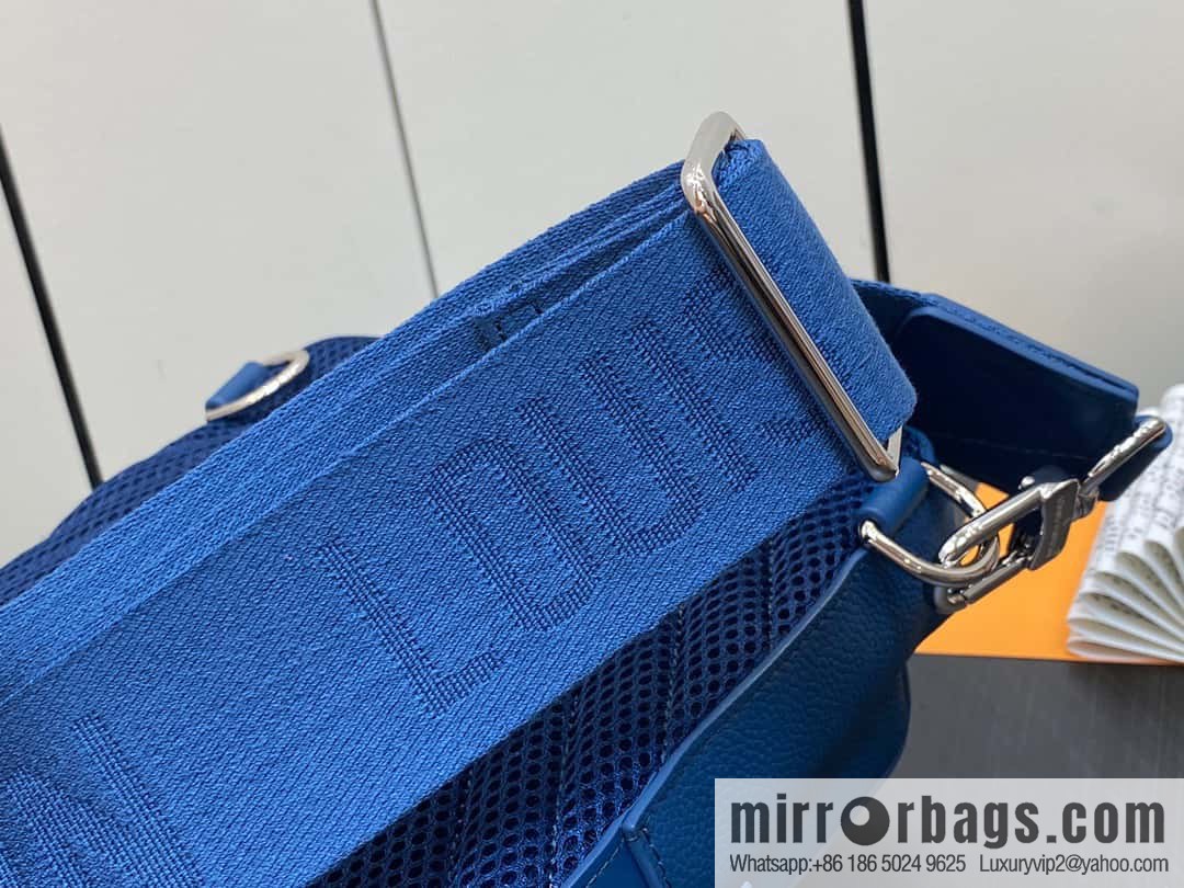 [Boutique‑grade] M23765 blue, full leather breast bag shoulder bag series, autumn and winter new PILOT shoulder bag