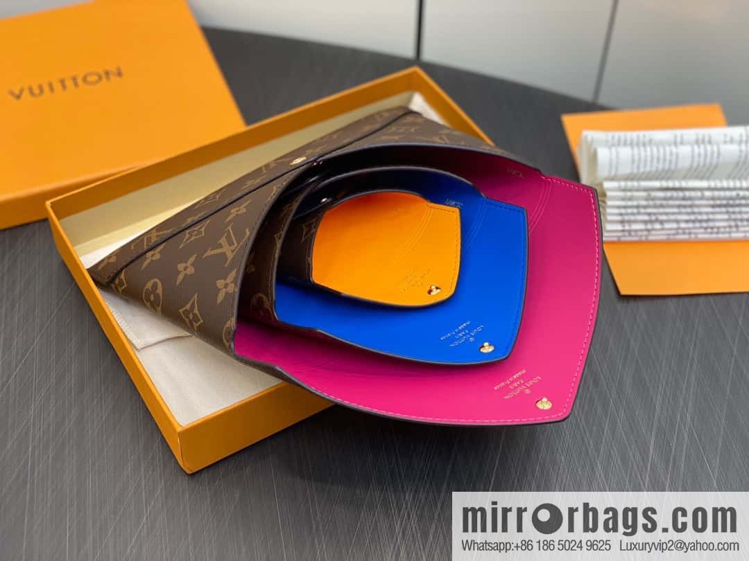 [Boutique‑grade] M82981 monogram three-piece series, the new Kirigami Poschet clutch bag