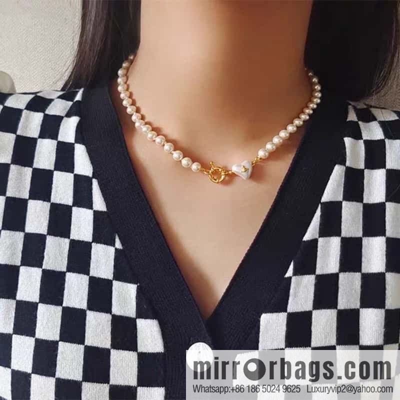 New ☑️ Vivienne Westwood Queen Mother peach heart love Saturn pearl necklace