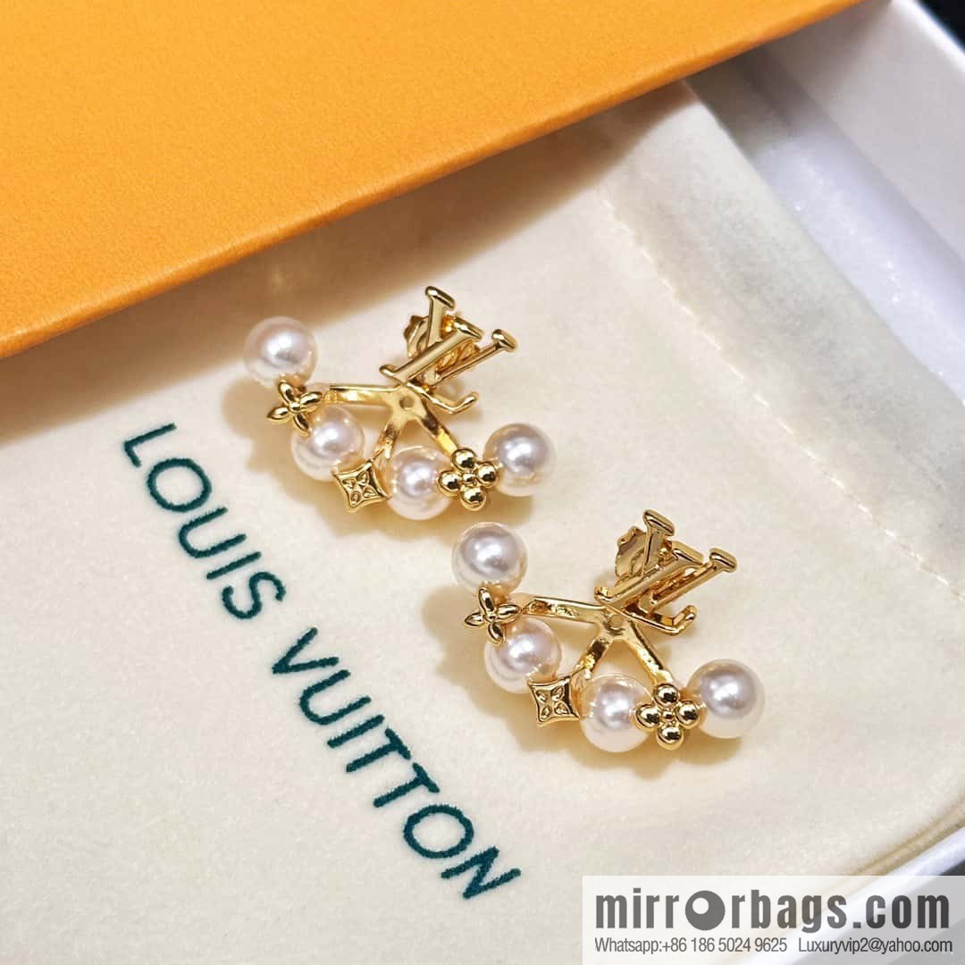 ❗️New ❗️ M01258 ☀ Louis Vuitton MINIGRAM PEARLS stud earrings ☀