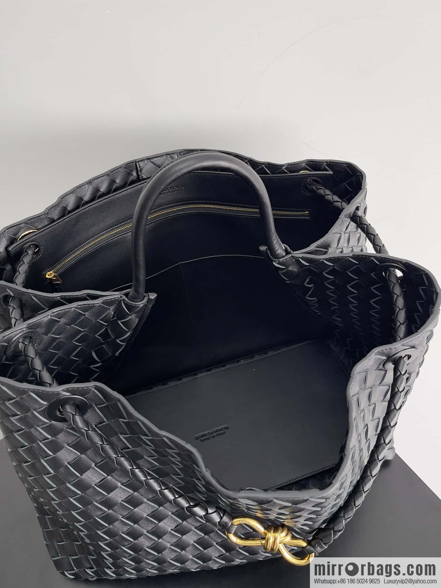 Bottega Veneta Summer Collection Andiamo Handbag, Model Number: 743575