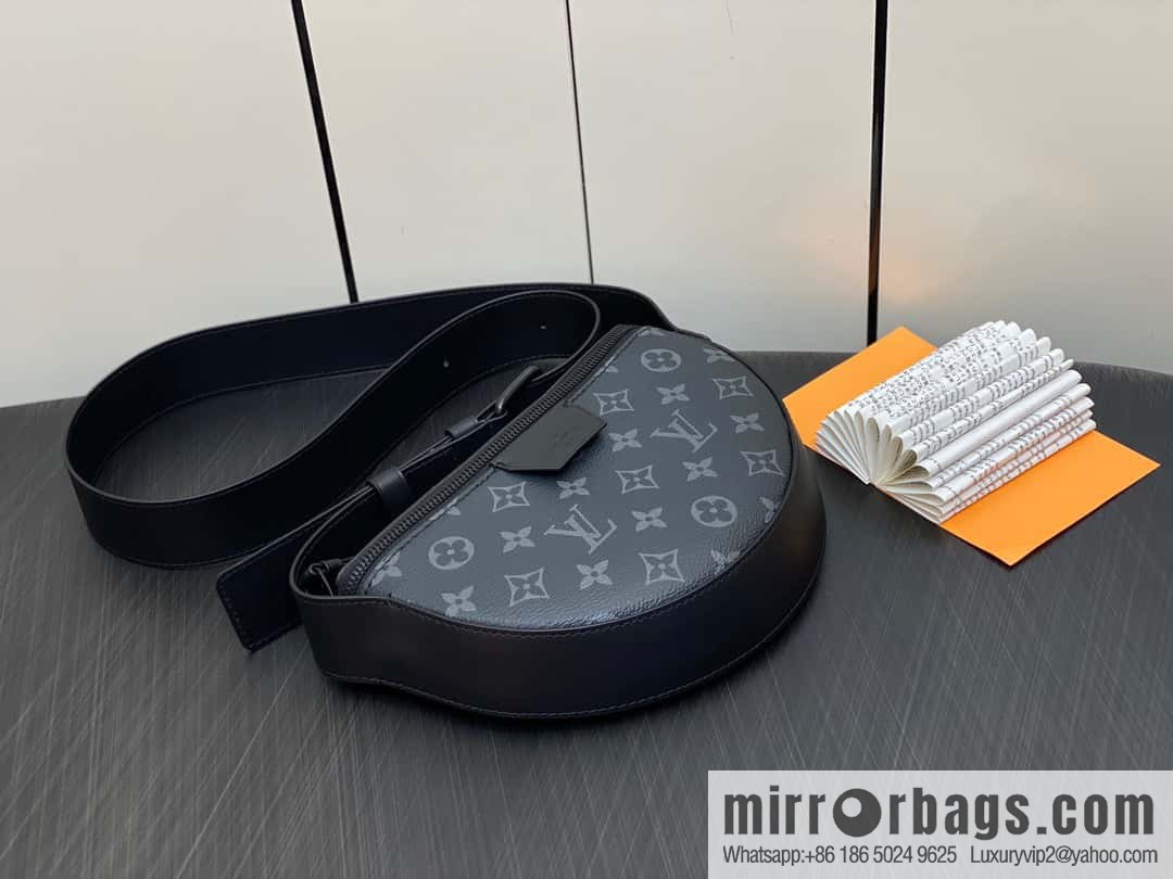 [Boutique‑grade] M23835 black flower, men's bag moon bag series, new LV MOON CROSSBODY handbag in autumn and winter