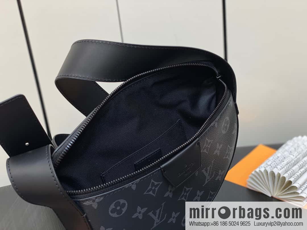[Boutique‑grade] M23835 black flower, men's bag moon bag series, new LV MOON CROSSBODY handbag in autumn and winter