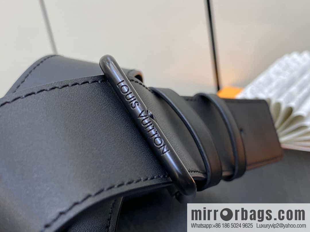 [Boutique‑grade] M23835 black flower, men's bag moon bag series, new LV MOON CROSSBODY handbag in autumn and winter
