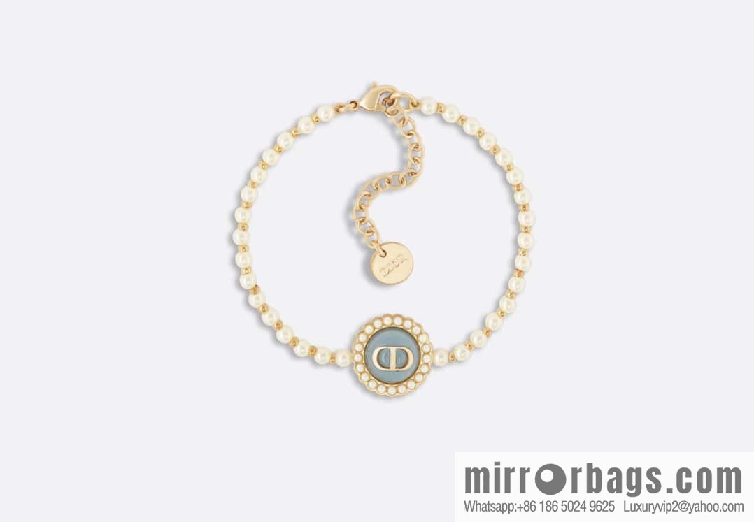 New ☑️ Dior oil CD pearl bracelet