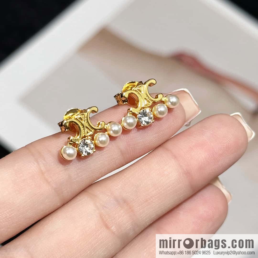 ❗️New ❗️ ☀️ original order ☀️ new ☑️ Celine Celine simple style Arc de Triomphe pearl stud earrings ☀️