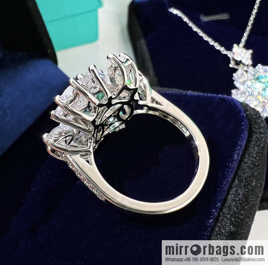[High-end] Tiffany Paraiba Fireworks Snowflake Cut Necklace Ring