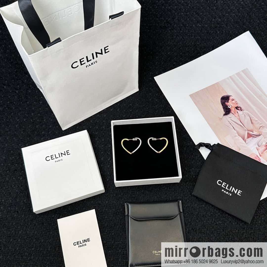 ❗️New ❗️ ☀️ original order ☀️ new ☑️ Celine simple wind peach heart love stud earrings ☀️