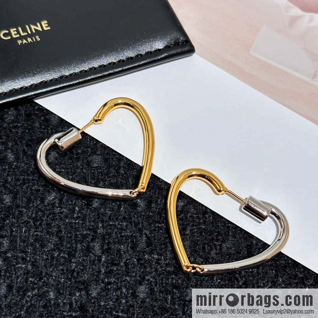 ❗️New ❗️ ☀️ original order ☀️ new ☑️ Celine simple wind peach heart love stud earrings ☀️