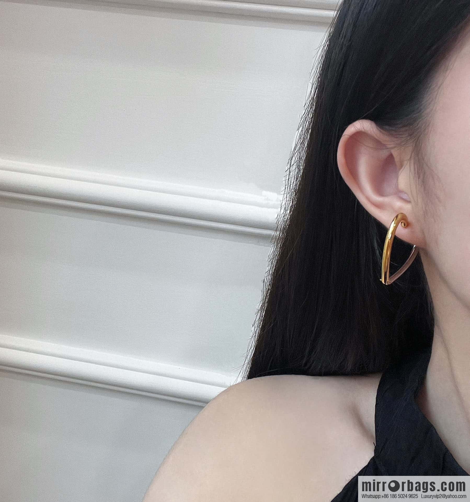❗️New ❗️ ☀️ original order ☀️ new ☑️ Celine simple wind peach heart love stud earrings ☀️