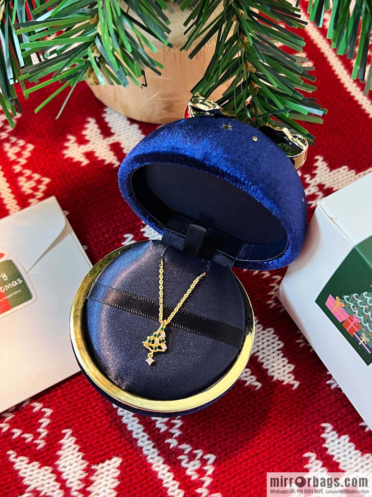 🎄Christmas gift 🎁 new ☑️ AHKAH bell 🔔 Christmas tree 🎄 gingerbread man necklace