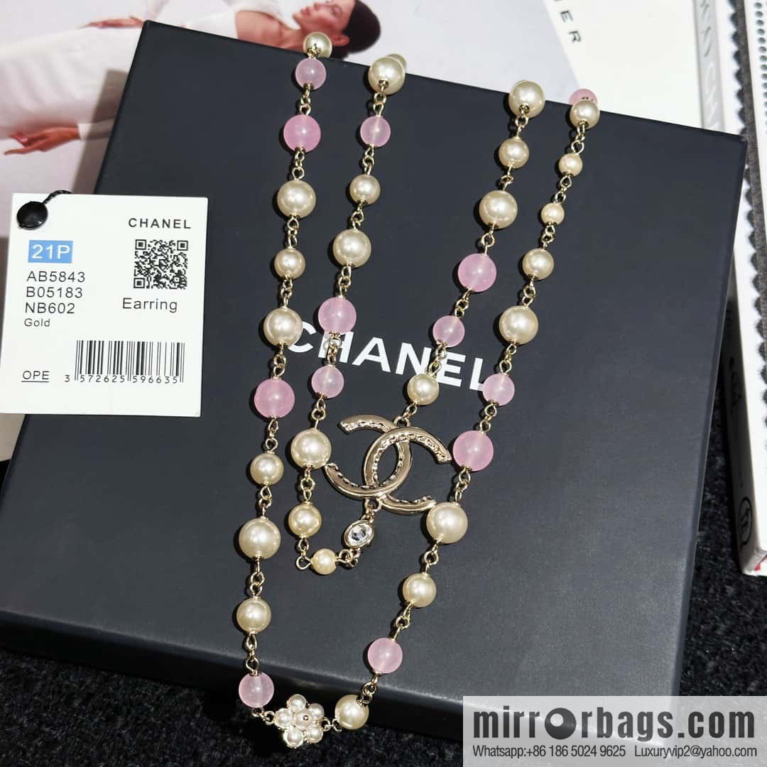 ❗️New ❗️ Chanel necklace sweater chain ☀️ new ☑️ Chanel double c pink bead pearl necklace sweater chain ☀️