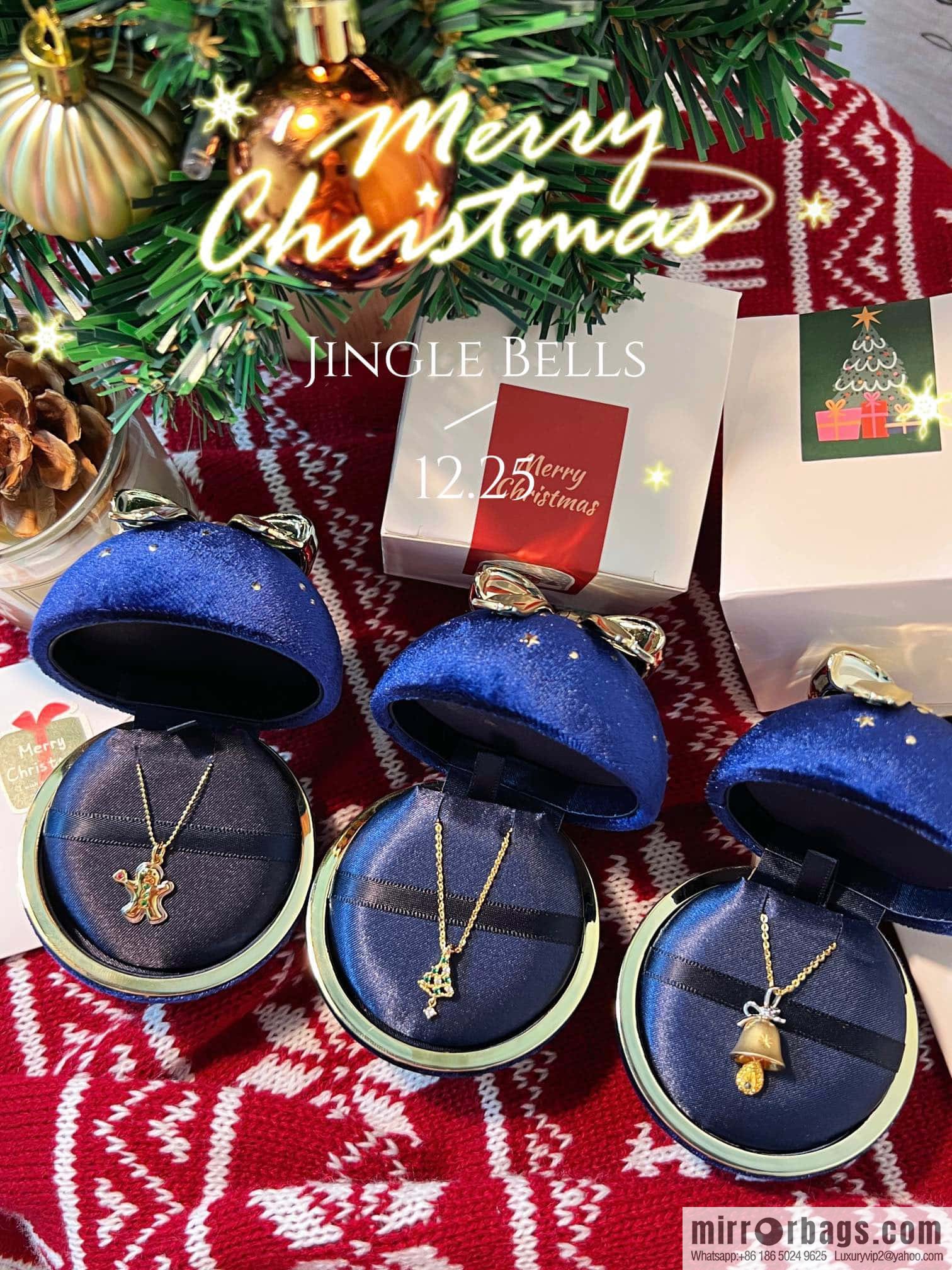 🎄Christmas gift 🎁 new ☑️ AHKAH bell 🔔 Christmas tree 🎄 gingerbread man necklace