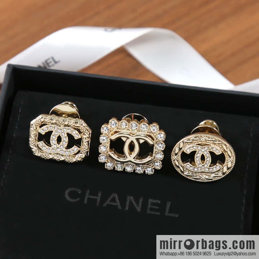 ❗️New ❗️ Chanel Brooch (3-in-1) ☀️ New ☑️ Chanel 3-in-1 Brooch ☀️