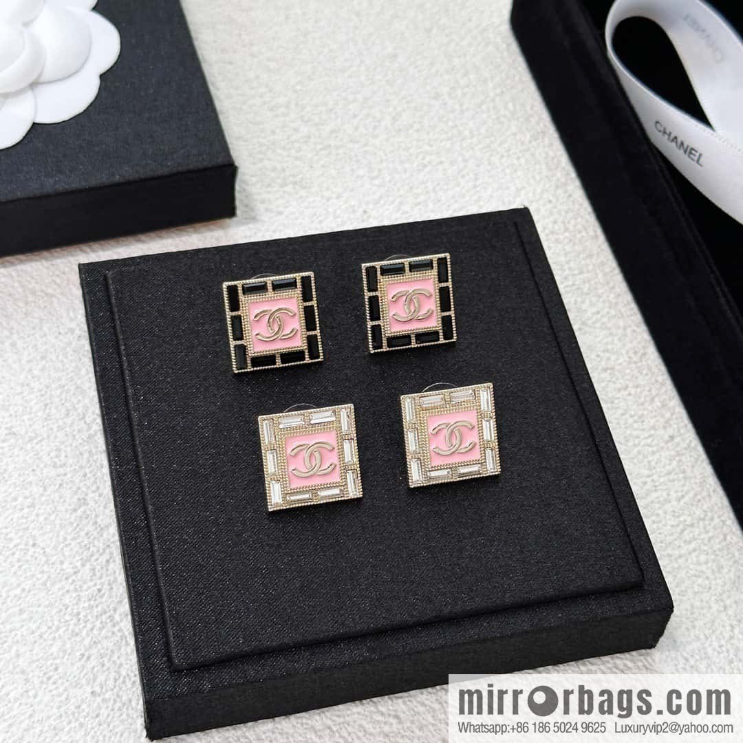 ❗️New ❗️ Chanel stud earrings ☀️ new ☑️ Chanel c1 double c square stud earrings ☀️