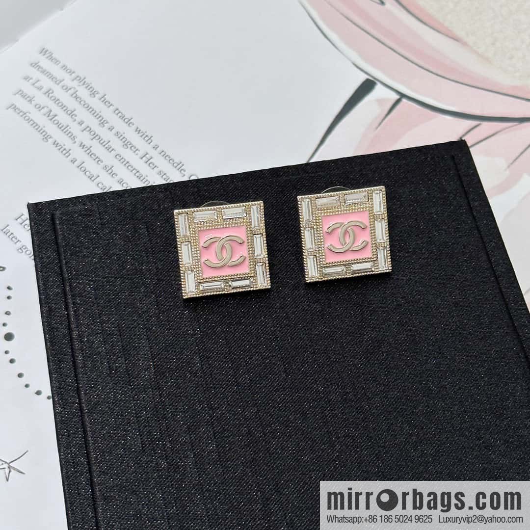 ❗️New ❗️ Chanel stud earrings ☀️ new ☑️ Chanel c1 double c square stud earrings ☀️