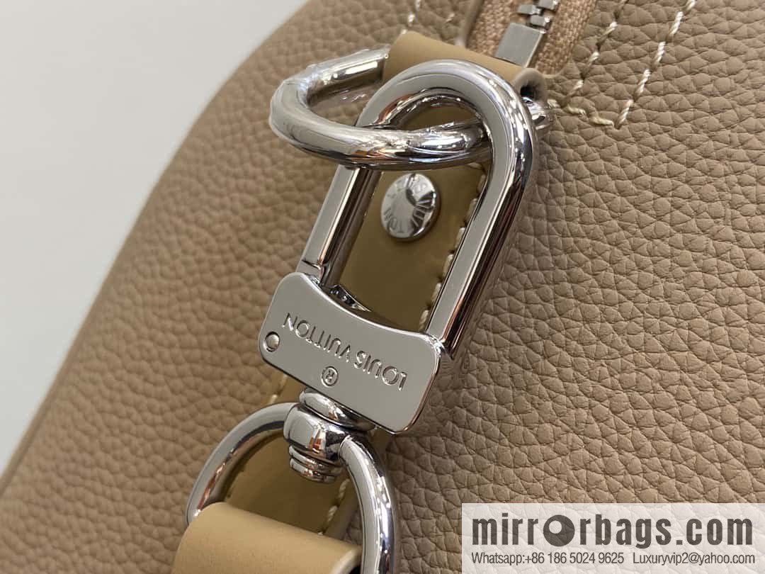 [Boutique‑grade] M23725 apricot, full leather men's bag pillow bag series CITY KEEPALL AER handbag M22486 57082 M23725 City Keepall handbag