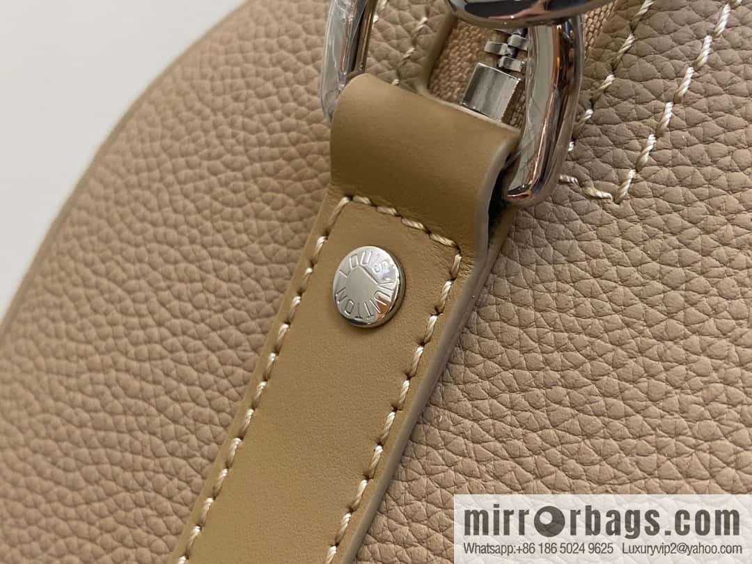 [Boutique‑grade] M23725 apricot, full leather men's bag pillow bag series CITY KEEPALL AER handbag M22486 57082 M23725 City Keepall handbag