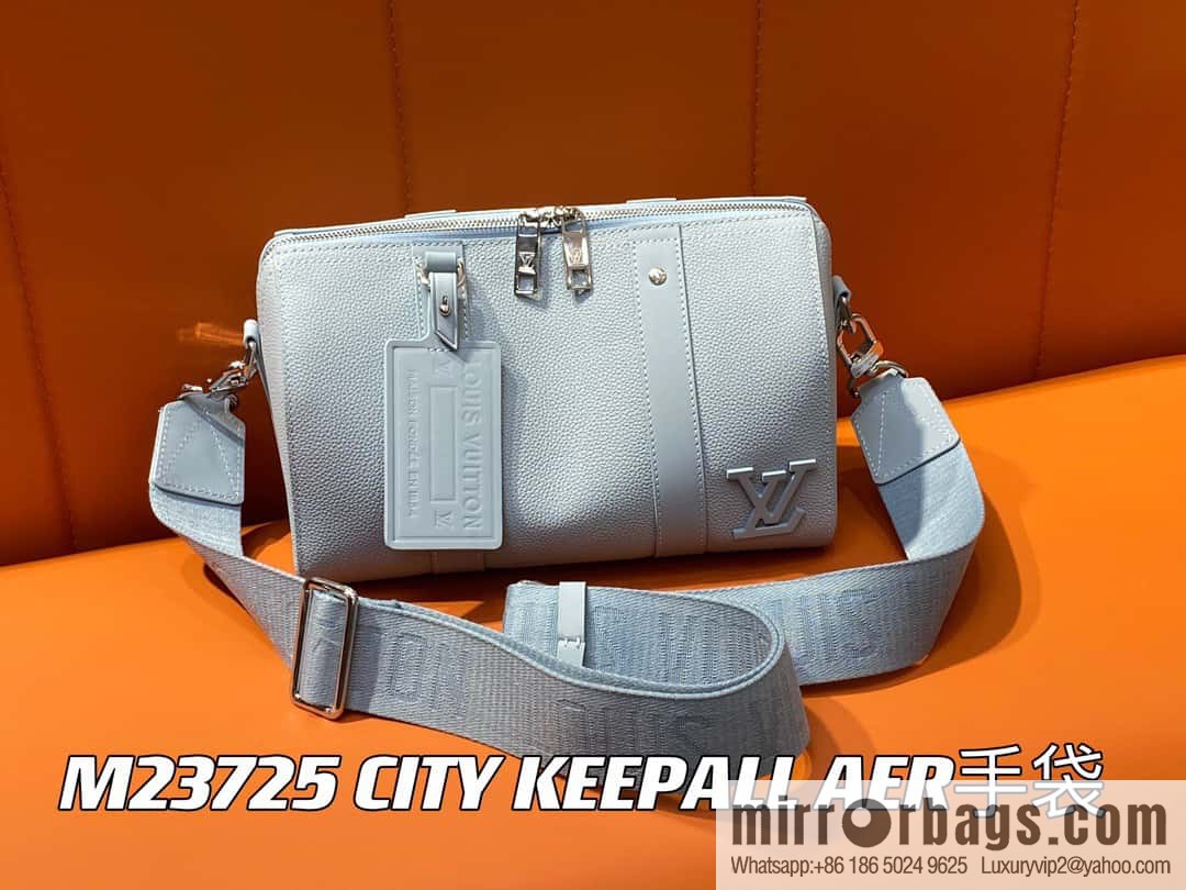 [Boutique‑grade] M23725 light blue, full leather men's bag pillow bag series CITY KEEPALL AER handbag M22486 57082 M23725 City Keepall handbag