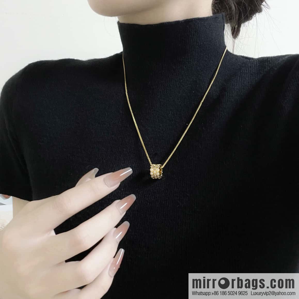 ❗️New ❗️ ☀️ Shangmei Paris, Love Nest Series Full Diamond Honeycomb Necklace ☀️