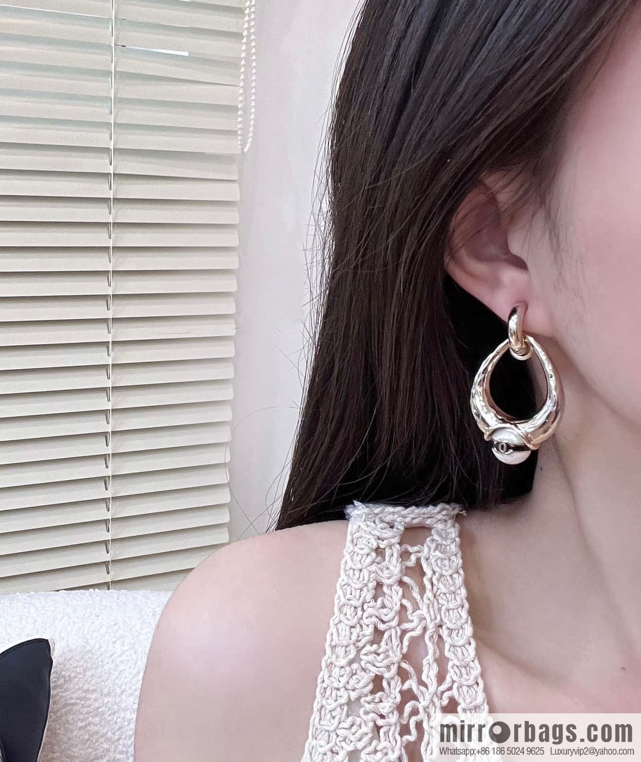 ❗️New ❗️ chanel stud earrings ☀️ new ☑️ chanel c2 double c oval pearl stud earrings ☀️