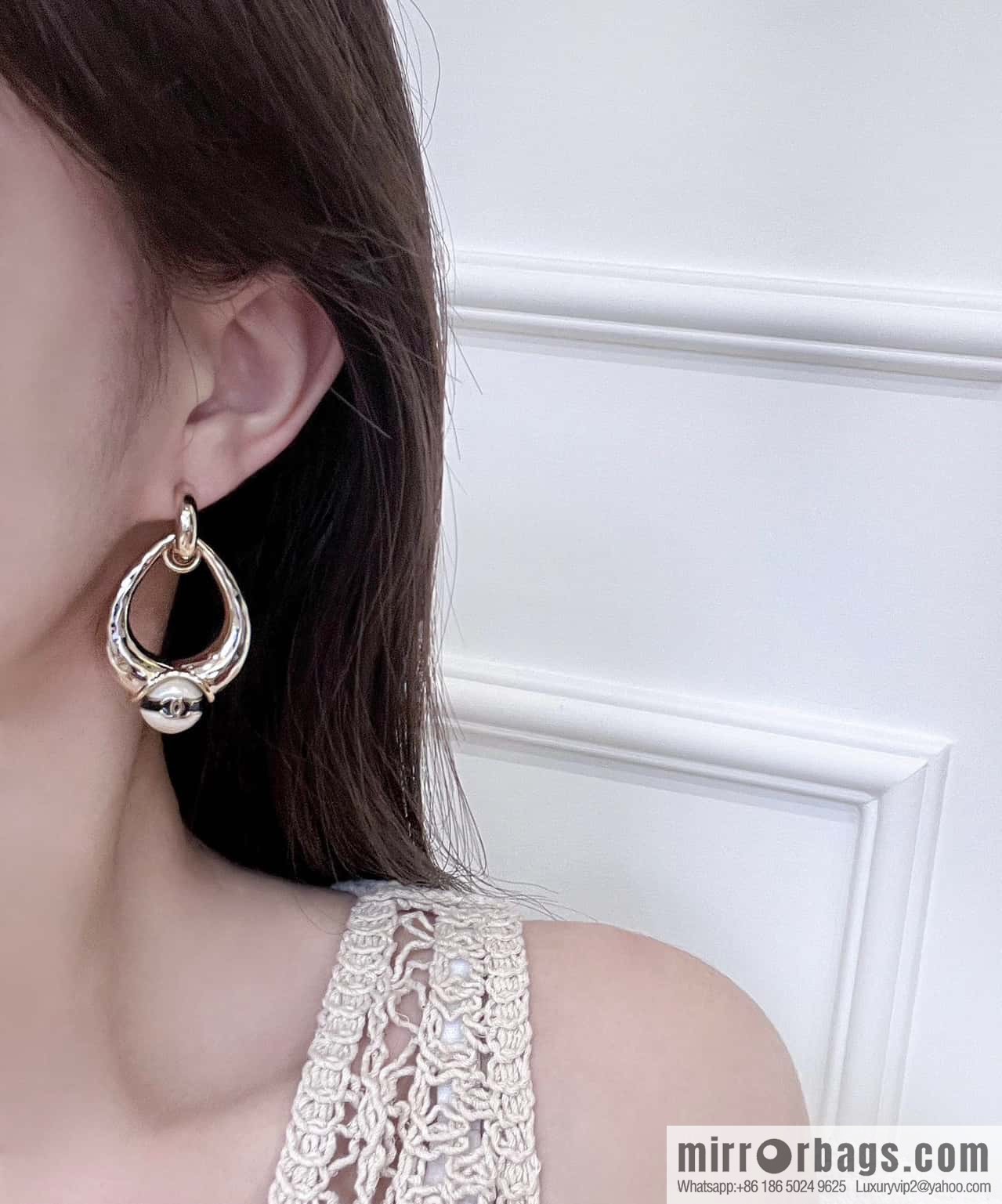 ❗️New ❗️ chanel stud earrings ☀️ new ☑️ chanel c2 double c oval pearl stud earrings ☀️